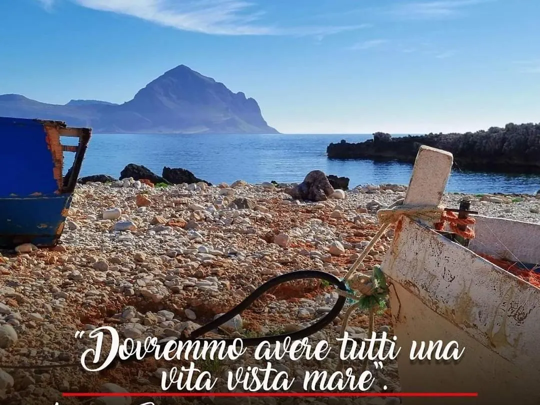 Torre Saracena Vista Mare Bed & Breakfast Valderice 3*,