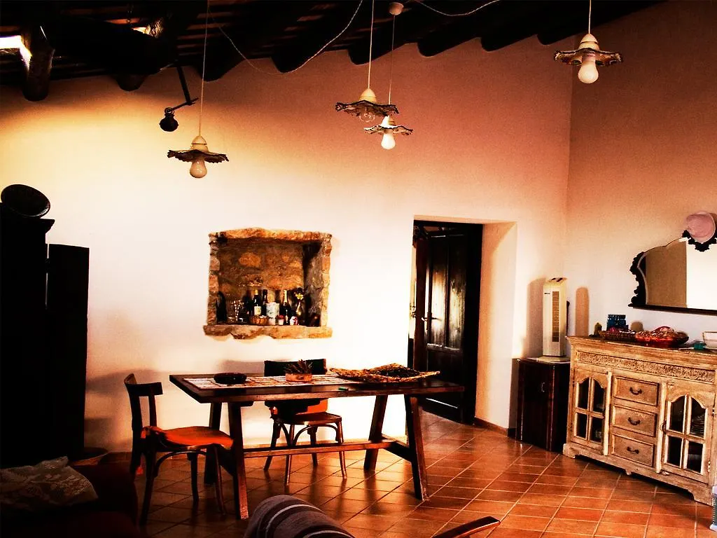 Torre Saracena Vista Mare Bed & Breakfast Valderice 3*,  Italy