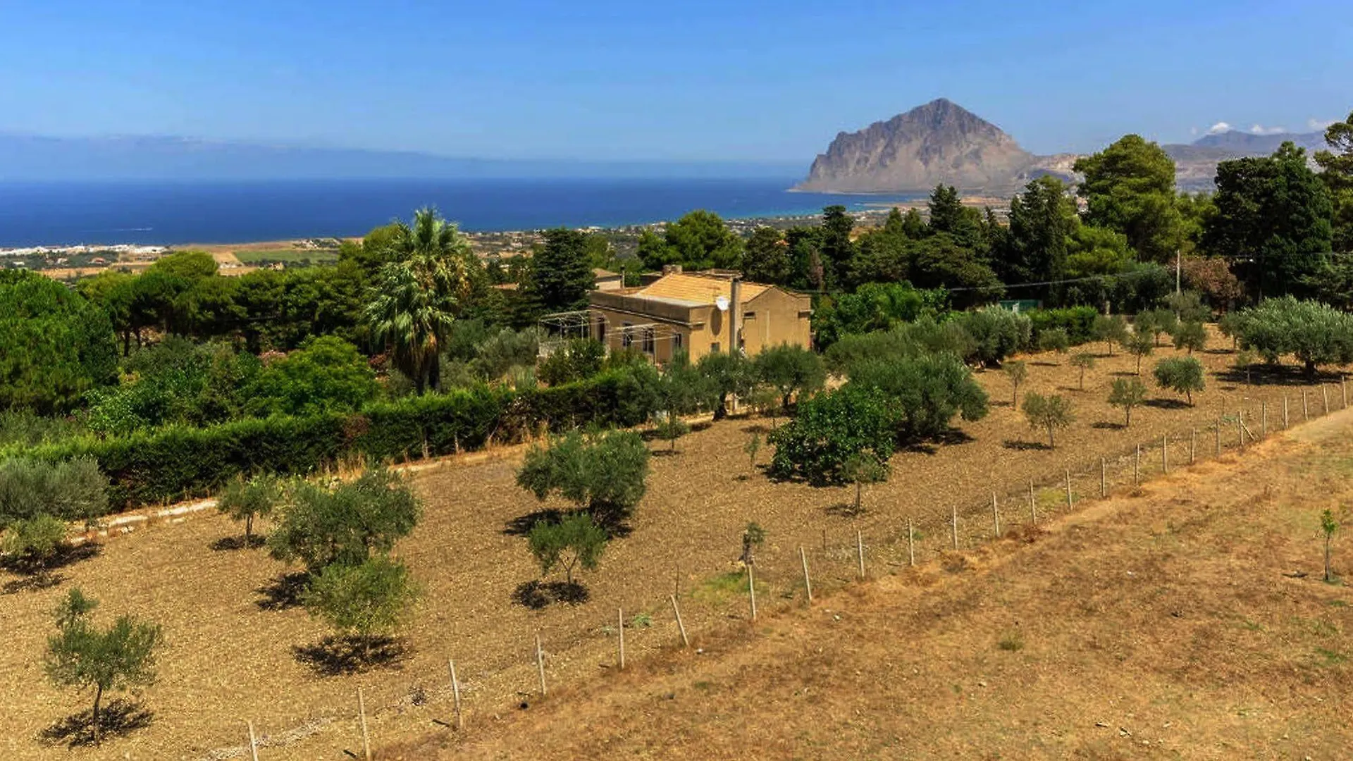 ***  Torre Saracena Vista Mare Bed & Breakfast Valderice Italy