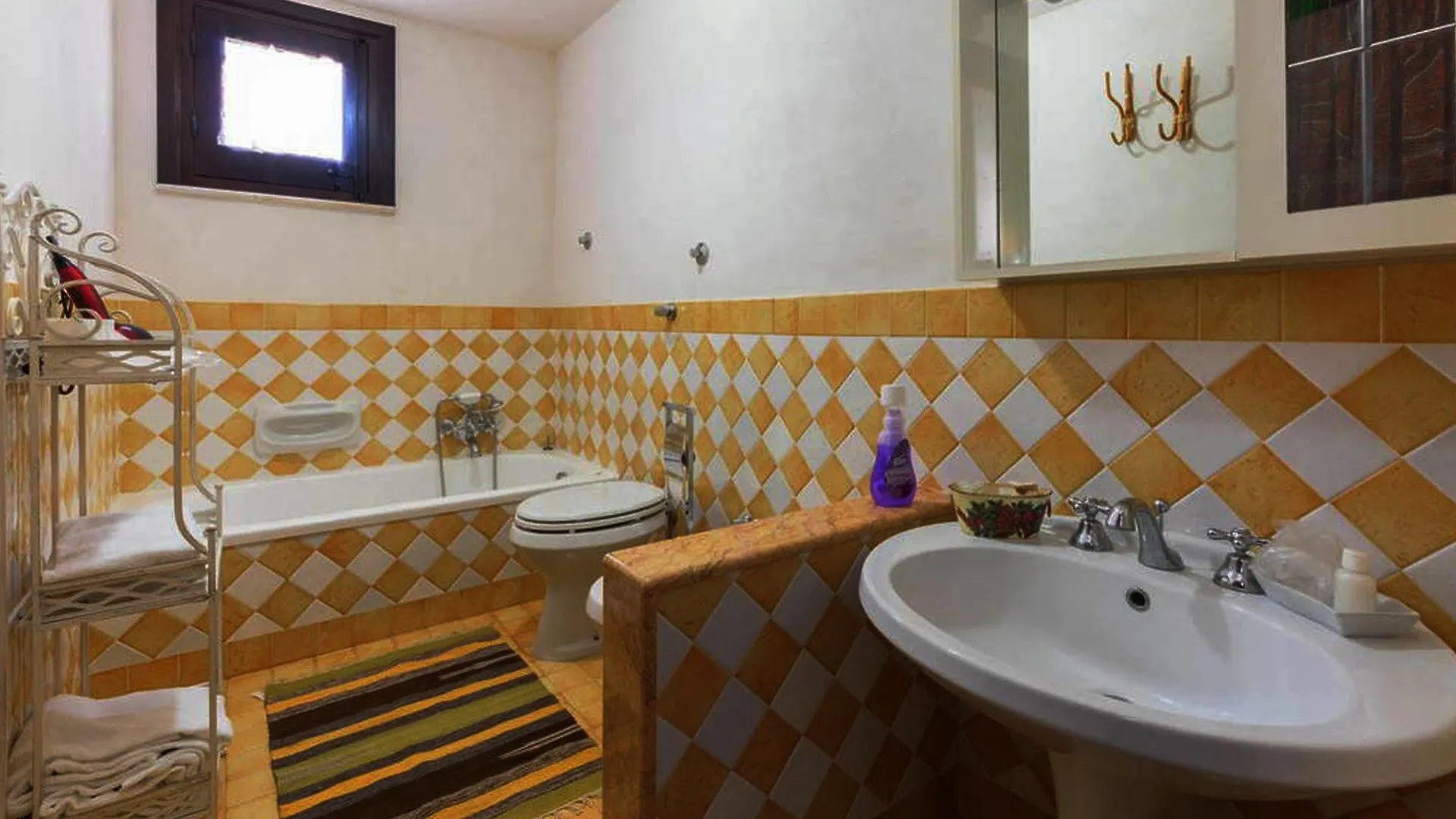 ***  Torre Saracena Vista Mare Bed & Breakfast Valderice Italy
