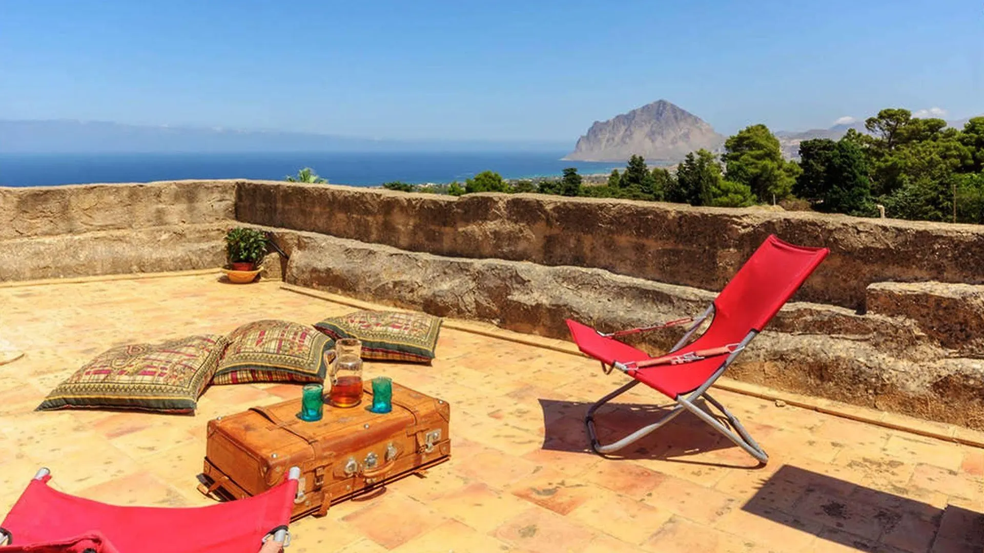 Torre Saracena Vista Mare Bed & Breakfast Valderice Italy